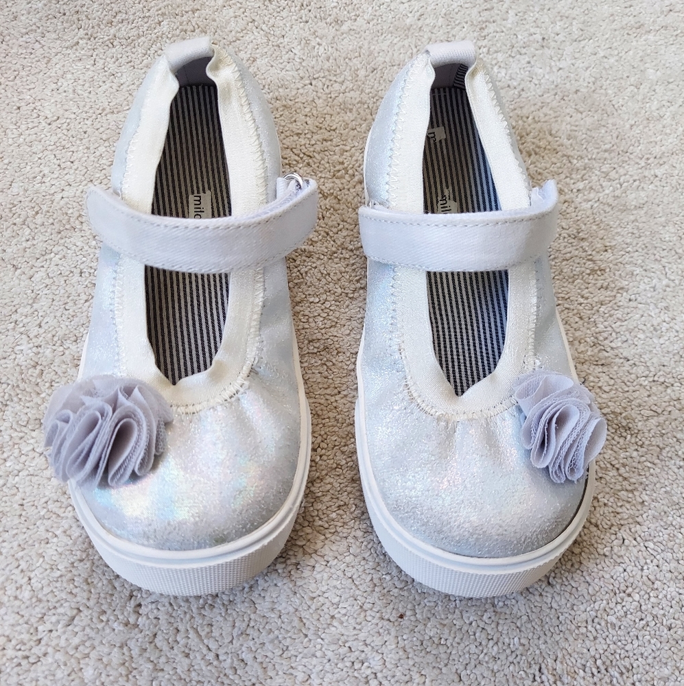 Morgan & Milo Dress Sneakers